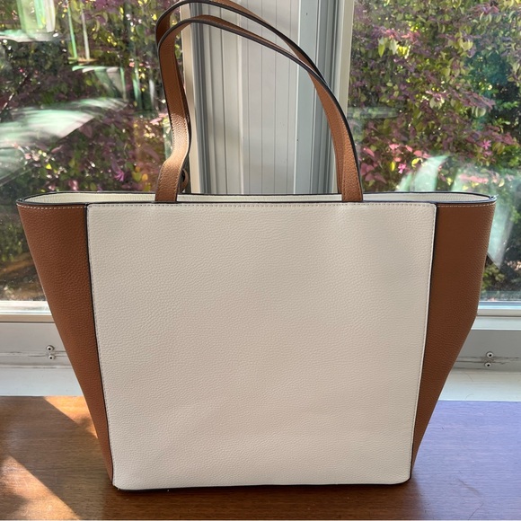 Gorgeous Aldo Tri-Color Large Tote Bag - Picture 2 of 12